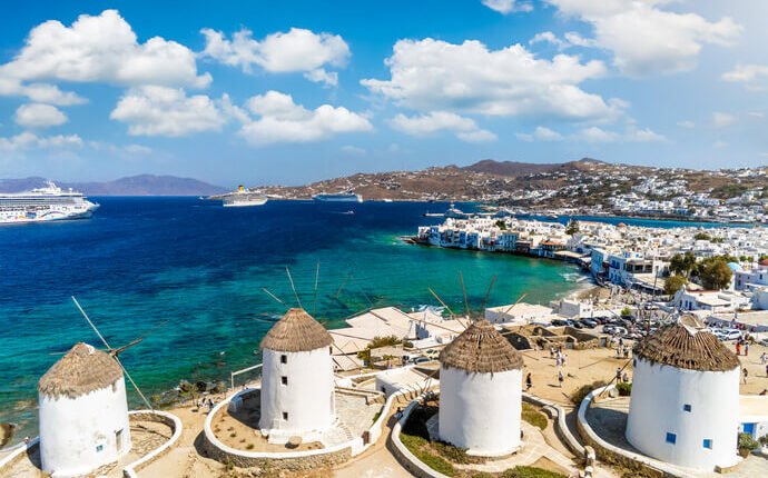 what to do in mykonos ports