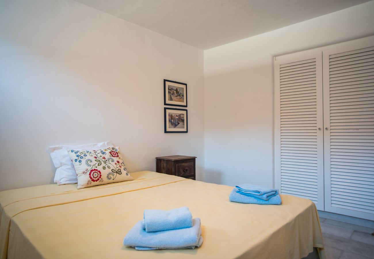 Villa in Ampelas - Family seafront villa, 1' from the beach 