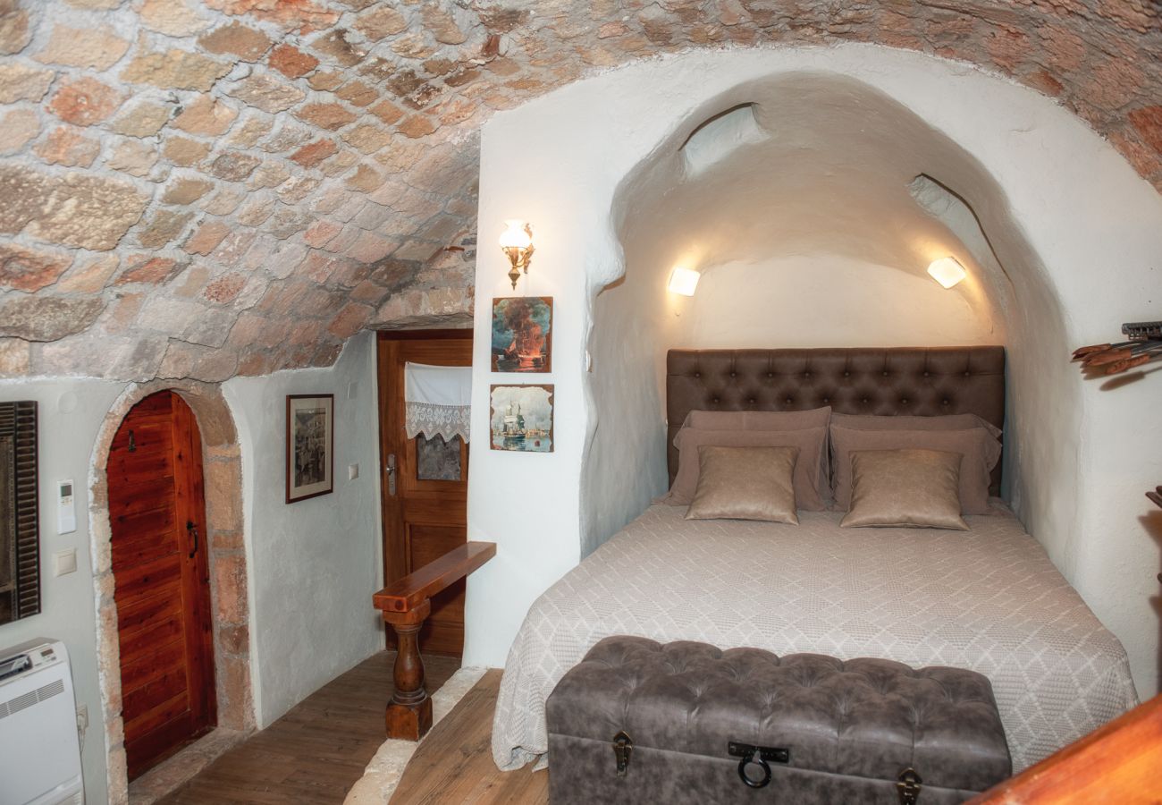 Townhouse in Monemvasia - Casa Felicia, the Castle Mansion Experience 