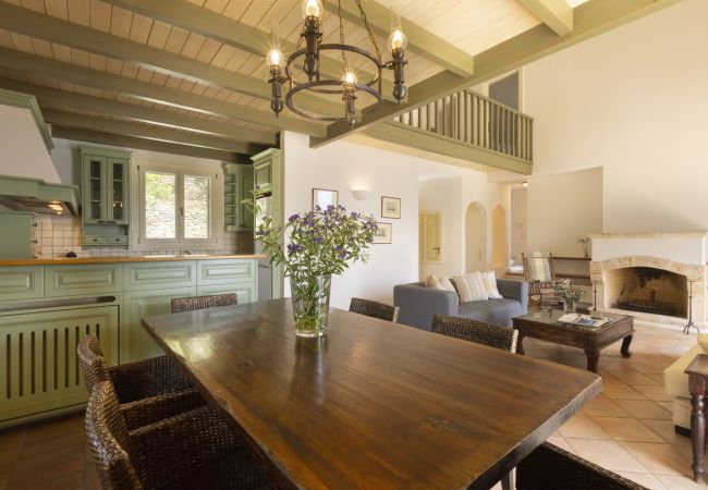 Villa in Andros - Seaview Beach Retreat in Andros Villa in Andros - Seaview Beach Retreat in Andros