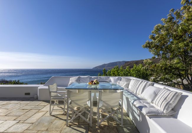 Villa in Andros - Andros Seaside Luxury Escape Villa in Andros - Andros Seaside Luxury Escape