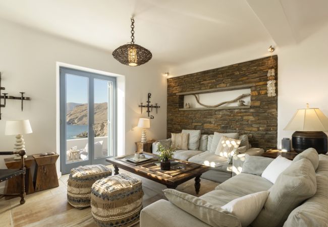Villa in Andros - Andros Seaside Luxury Escape Villa in Andros - Andros Seaside Luxury Escape
