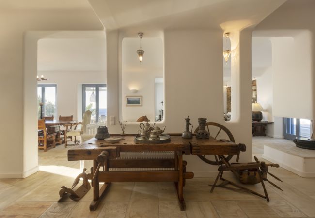 Villa in Andros - Andros Seaside Luxury Escape Villa in Andros - Andros Seaside Luxury Escape
