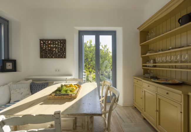 Villa in Andros - Andros Seaside Luxury Escape Villa in Andros - Andros Seaside Luxury Escape