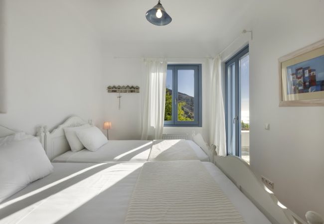Villa in Andros - Andros Seaside Luxury Escape Villa in Andros - Andros Seaside Luxury Escape