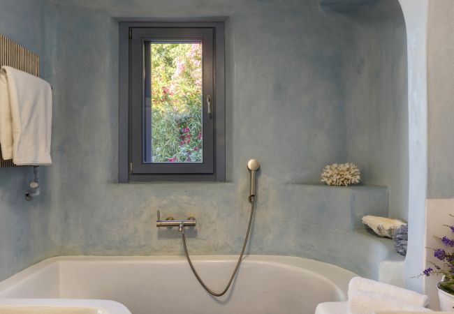 Villa in Andros - Andros Seaside Luxury Escape Villa in Andros - Andros Seaside Luxury Escape