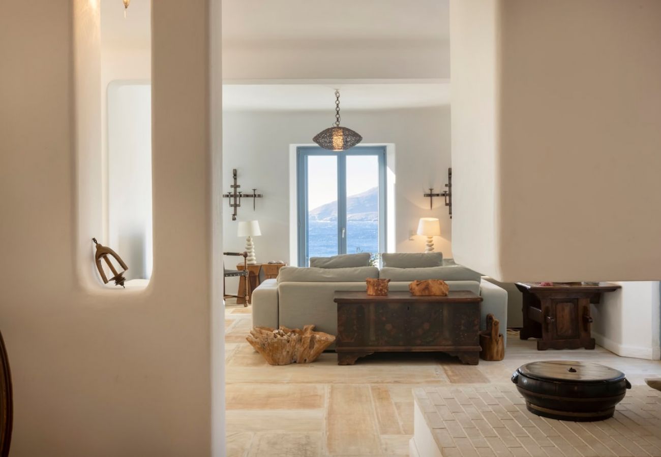 Villa in Andros - Seaside luxury villa 