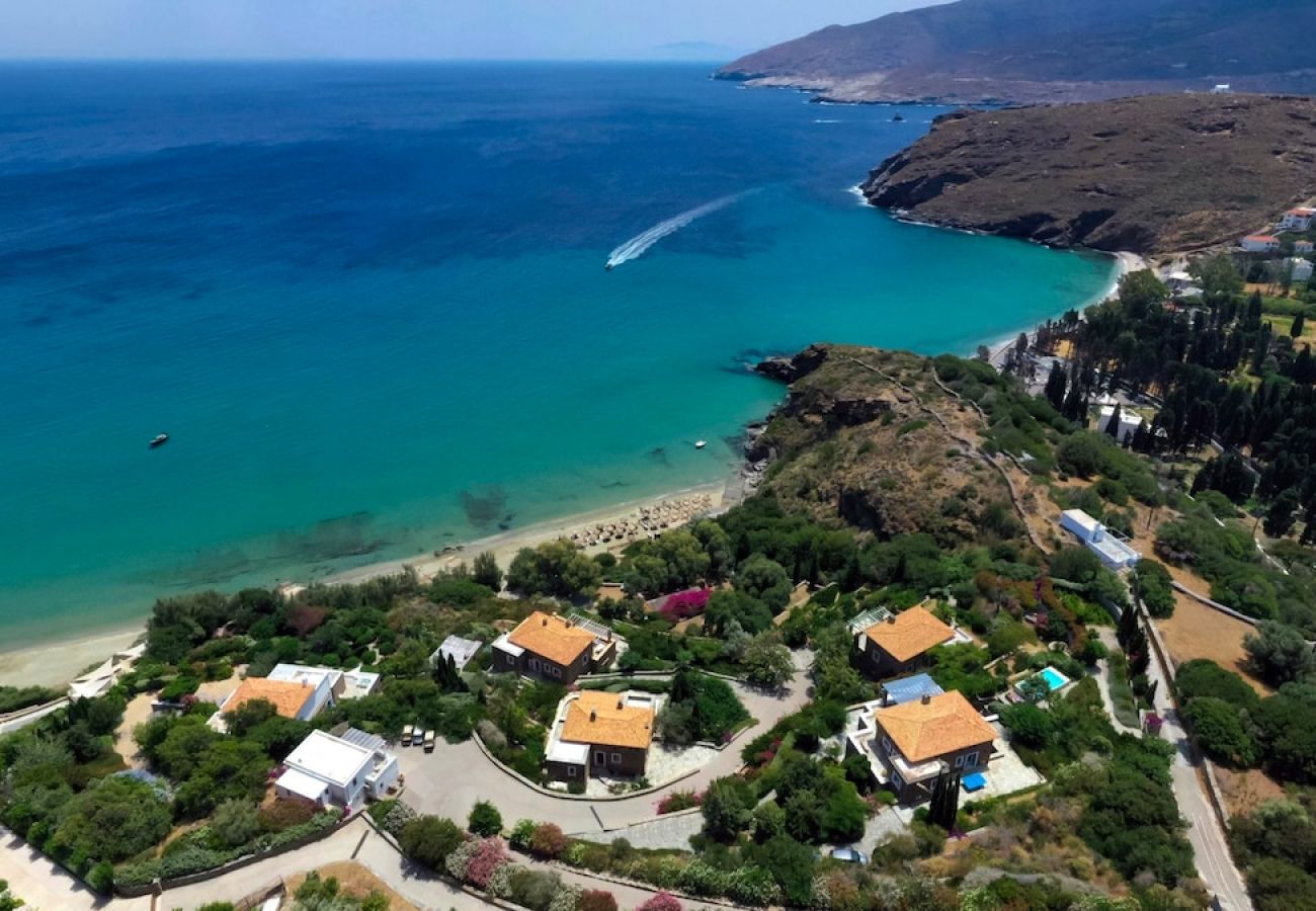 Villa in Andros - Sun-rock house by the sea 