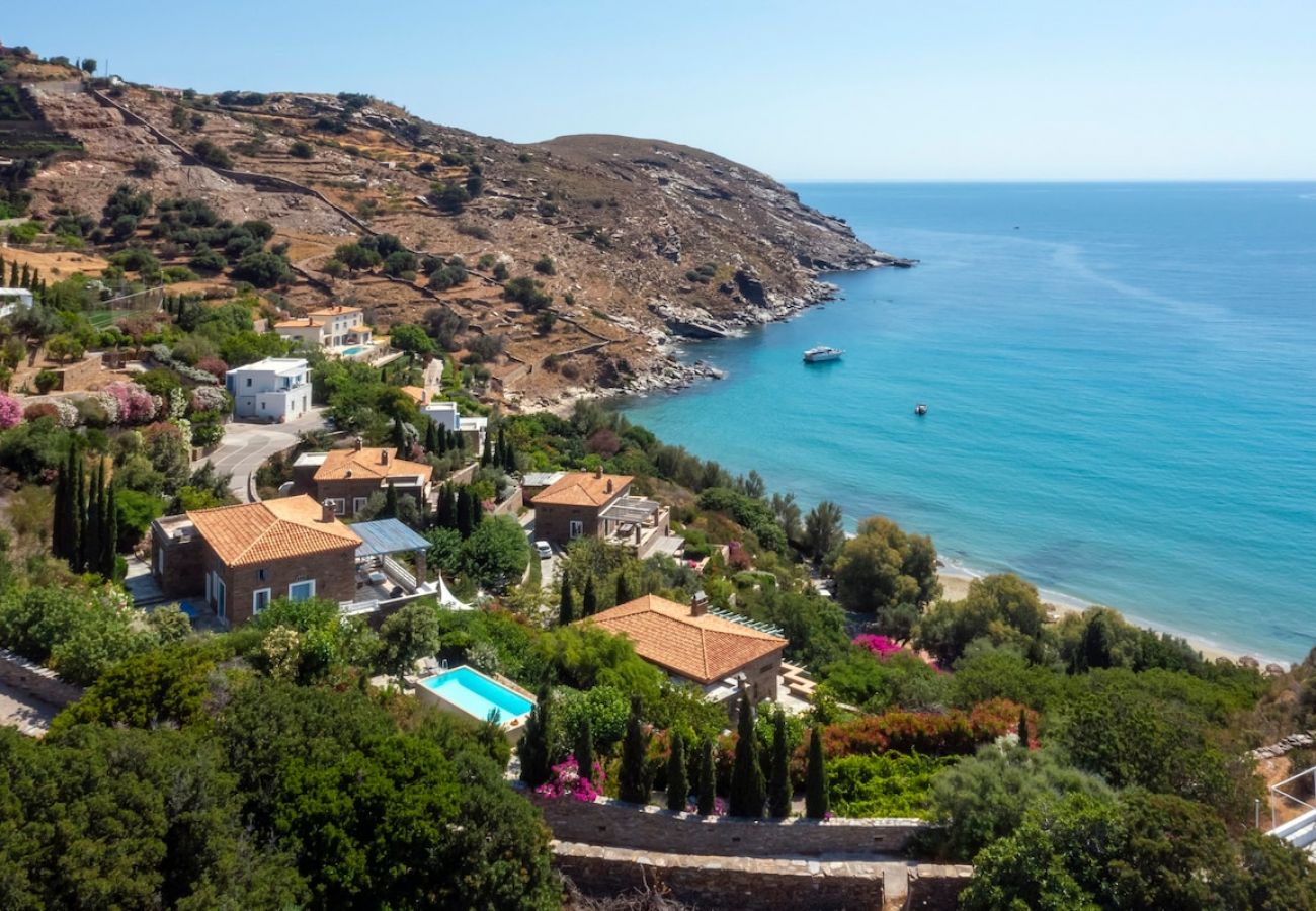 Villa in Andros - Sun-rock house by the sea 