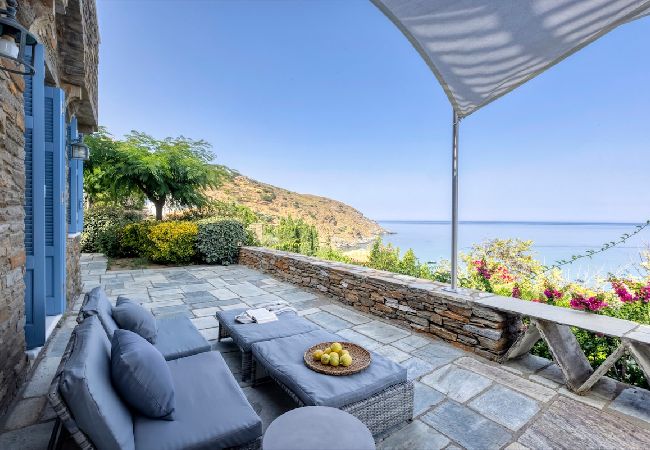 Villa in Andros - Aegean Breeze House Villa in Andros - Aegean Breeze House