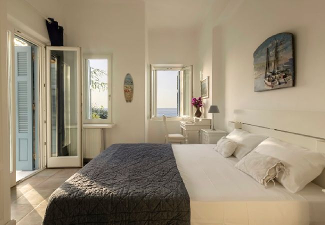 Villa in Andros - Aegean Breeze House Villa in Andros - Aegean Breeze House