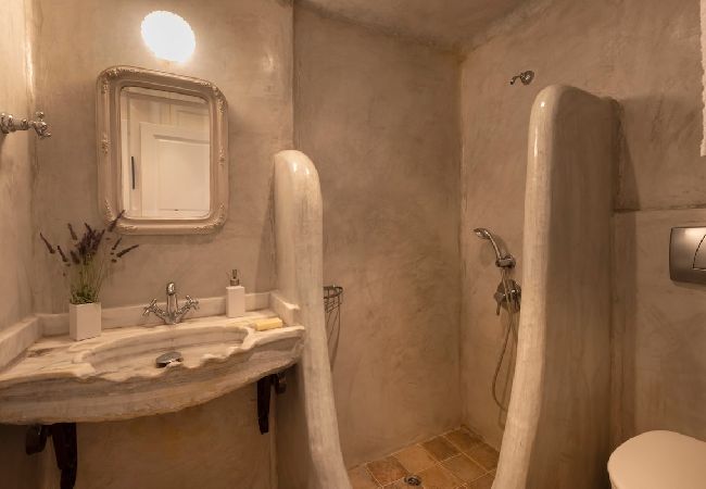 Villa in Andros - Aegean Breeze House Villa in Andros - Aegean Breeze House