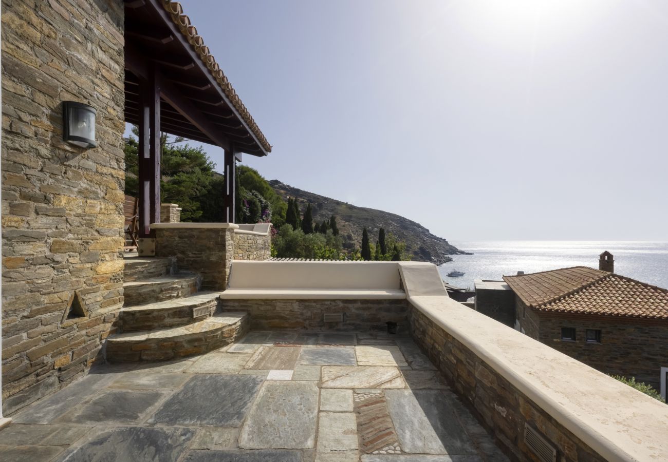 Villa in Andros - Sunrise Beach House by the sea 