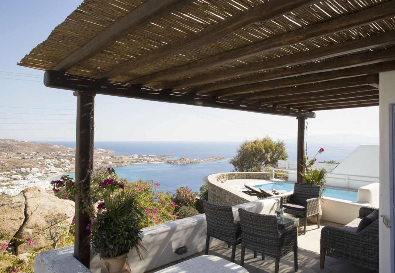 Villa in Mykonos - Gorgeous Villa Superb Views of Nammos, Psarrou Beach 