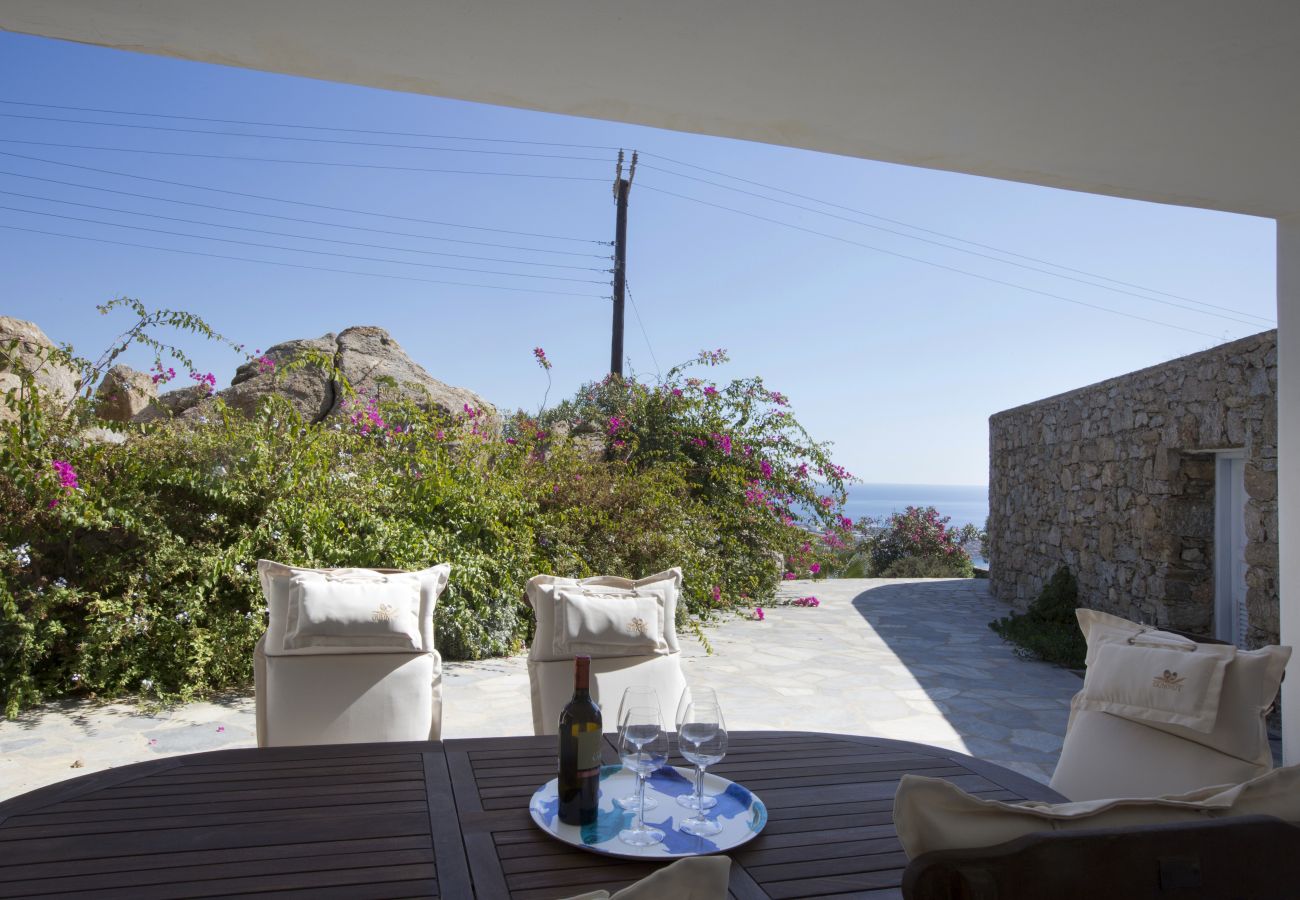 Villa in Mykonos - Gorgeous Villa Superb Views of Nammos, Psarrou Beach 