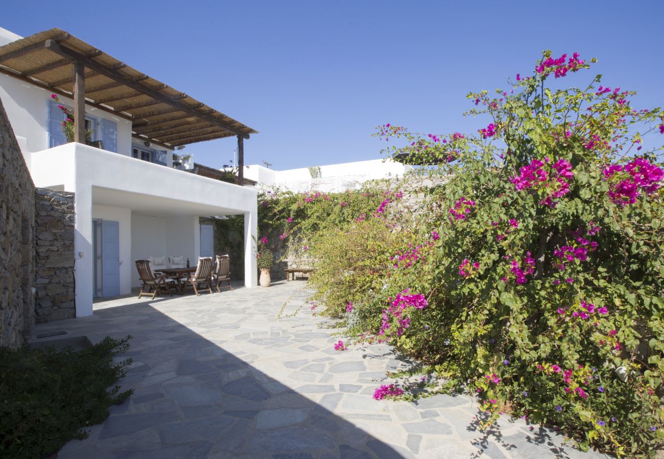 Villa in Mykonos - Gorgeous Villa Superb Views of Nammos, Psarrou Beach 