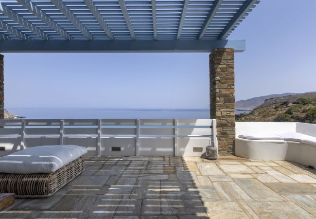 Villa in Andros - Exclusive Pool Escape in Andros Villa in Andros - Exclusive Pool Escape in Andros