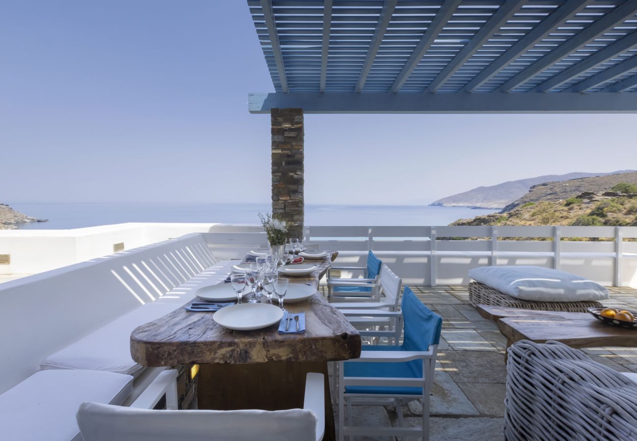 Villa in Andros - Luxury villa by the beach 