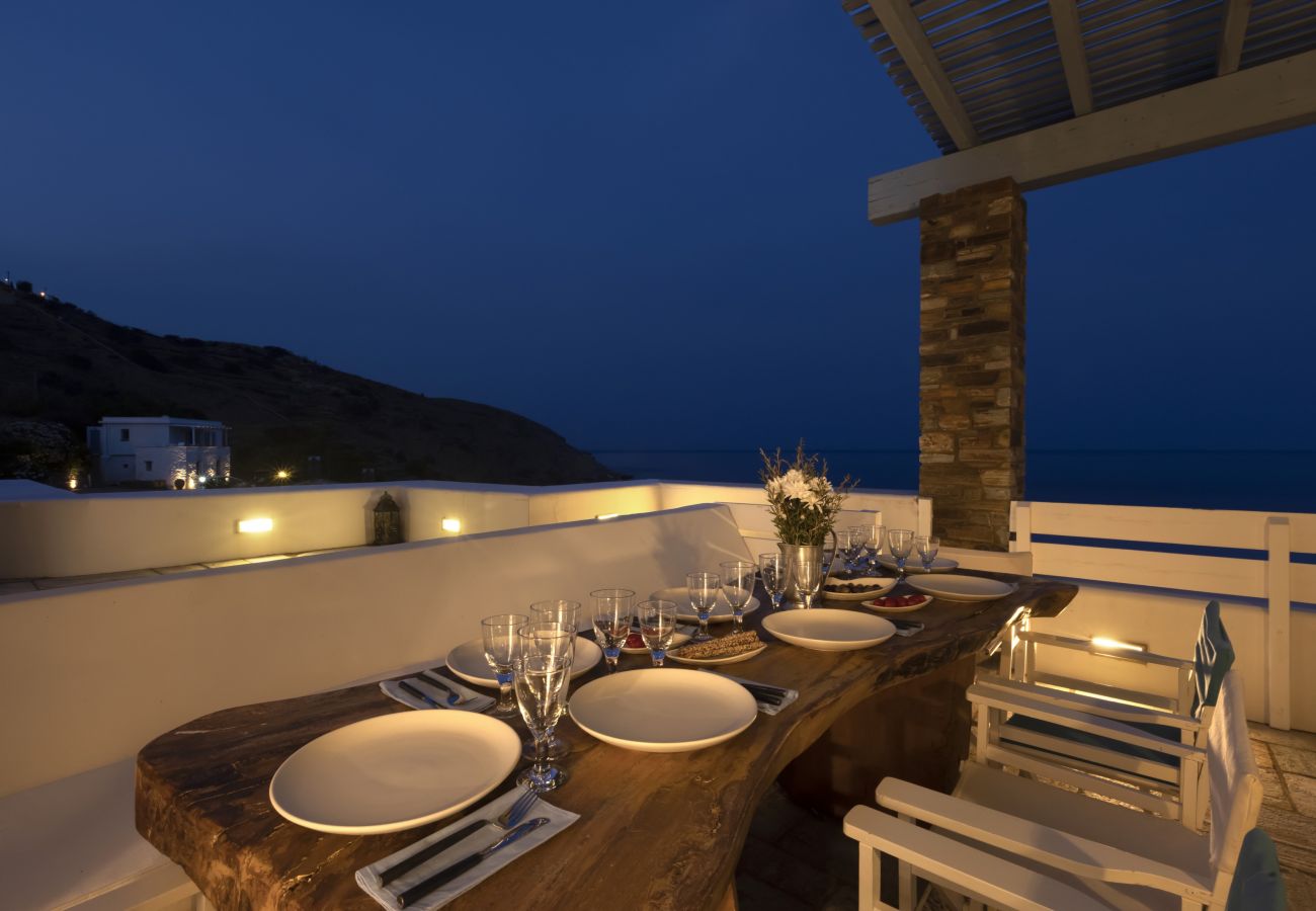 Villa in Andros - Luxury villa by the beach 