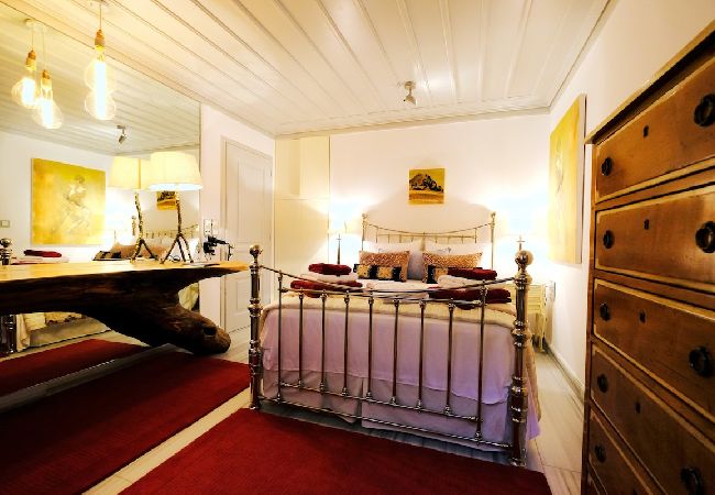 Apartment in Mirina - Tilia Room in luxurious beach townhouse 