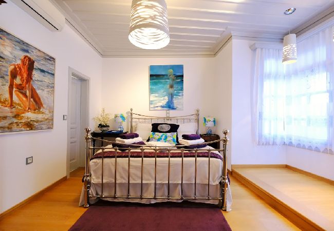 Apartment in Mirina - Marjoram Room  ·  Limnos Experience 