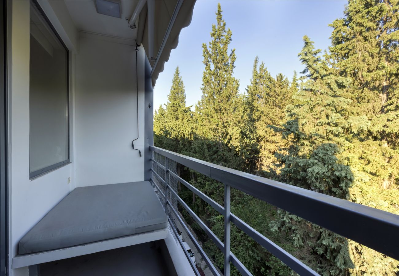 Apartment in Athens - Elegant, Chic, Hip 2 BR w/ forest view in Athens! 