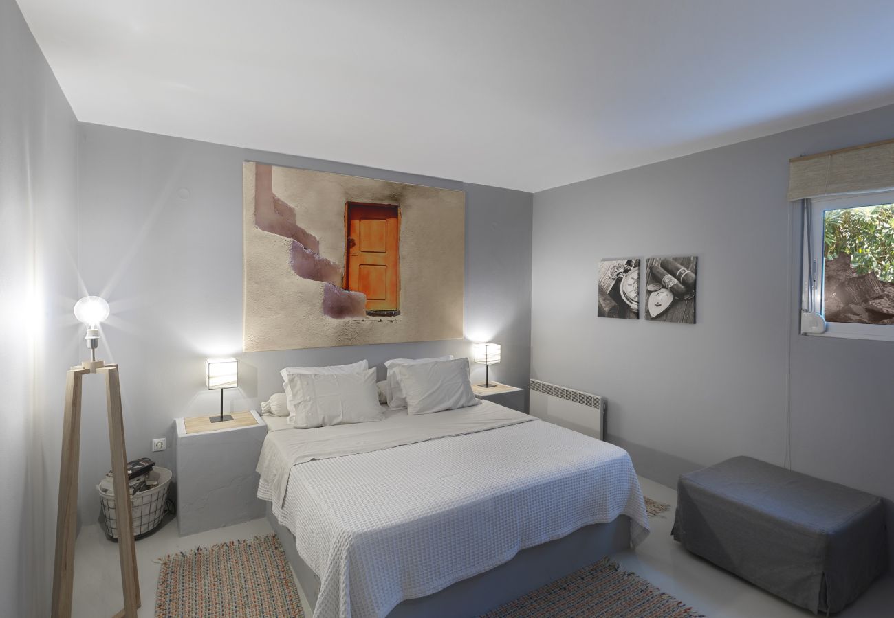 House in Kato Sounio - A Best Case Scenario 2BR Villa in Sounio, w/ pool 