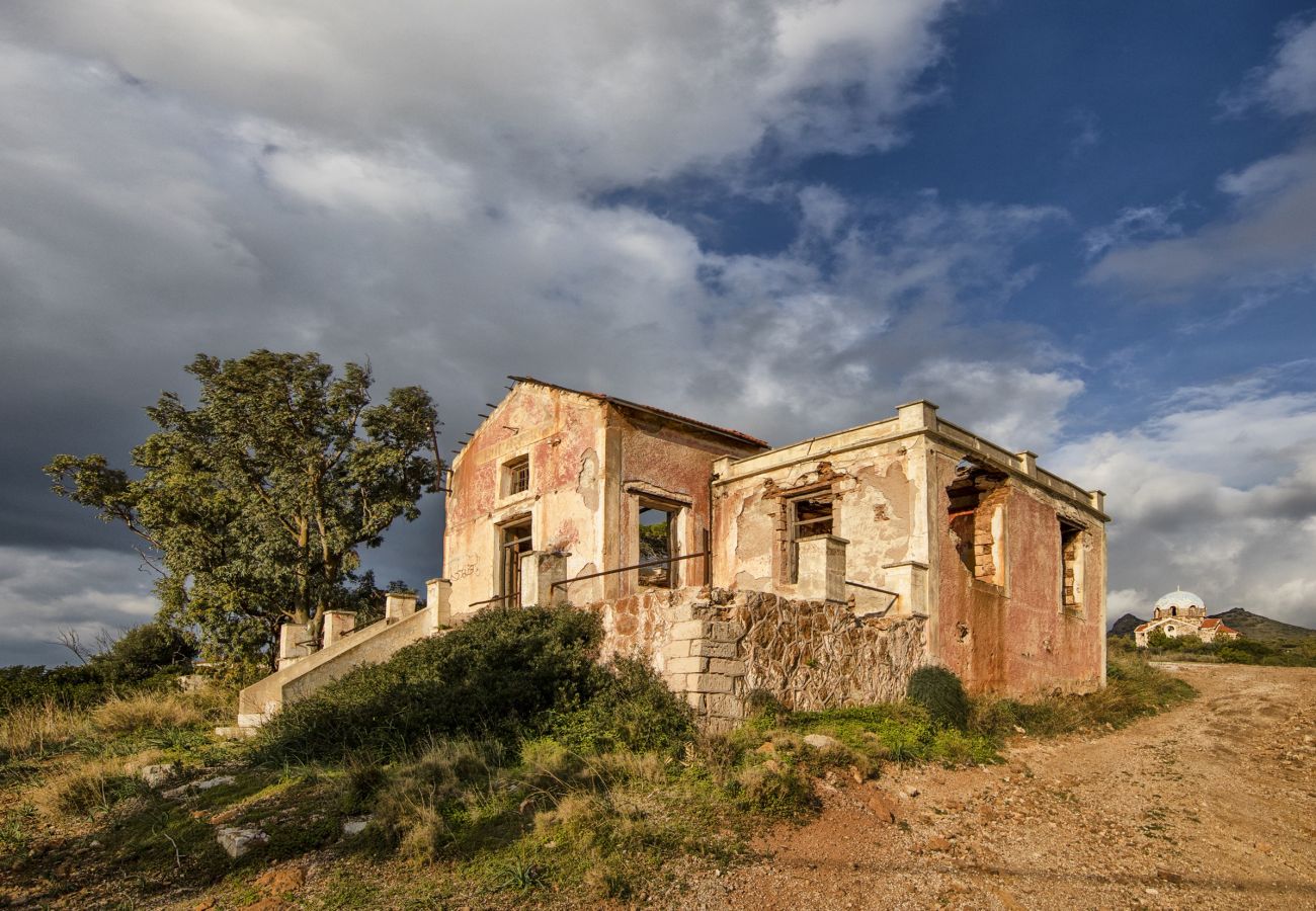 House in Kato Sounio - A Best Case Scenario 2BR Villa in Sounio, w/ pool 