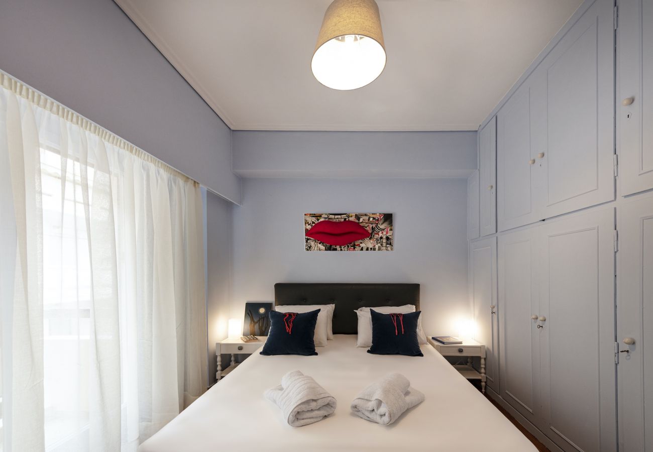 Apartment in Athens - Spacious 3 Bedroom apt near Acropolis museum 