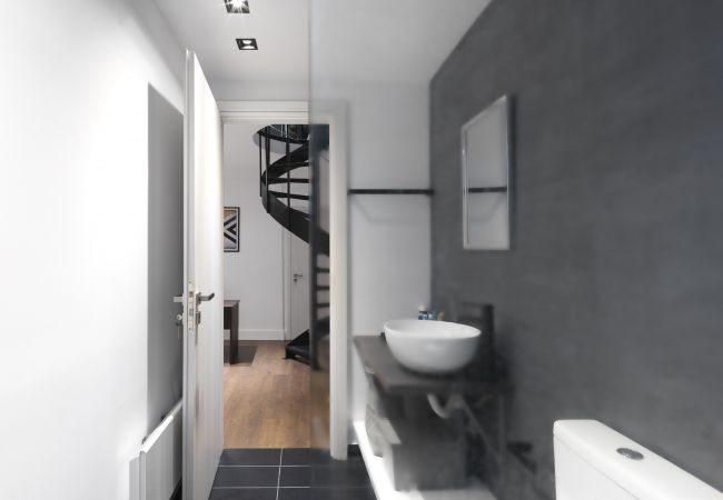 Apartment in Athens - High Tech Remote Workers' Dreamhouse Apartment in Athens - High Tech Remote Workers' Dreamhouse