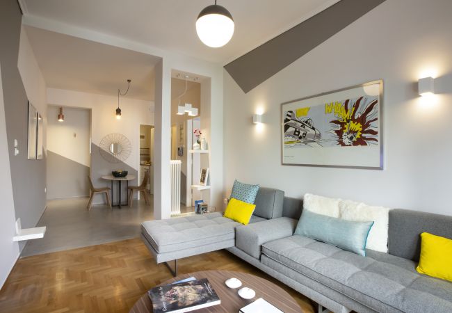 Apartment in Athens - Little gem 2 mins from Acropolis Museum 