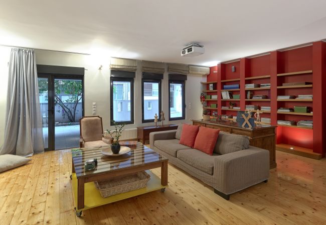 Apartment in Athens - Koukaki garden escape child friendly apartment  Apartment in Athens - Koukaki garden escape child friendly apartment