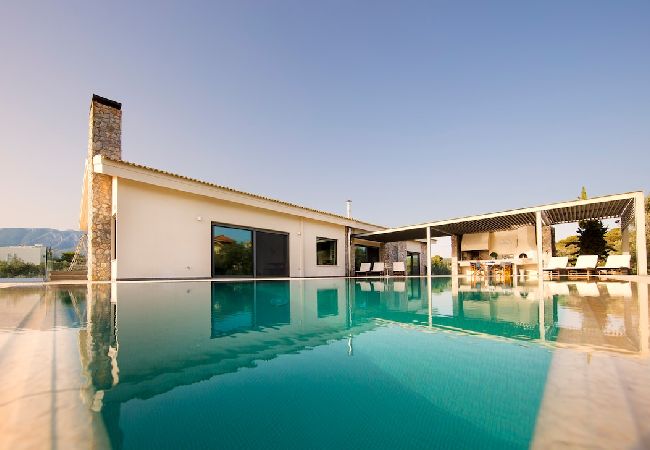 Tramonto di Olive - Gorgeous pool villa 