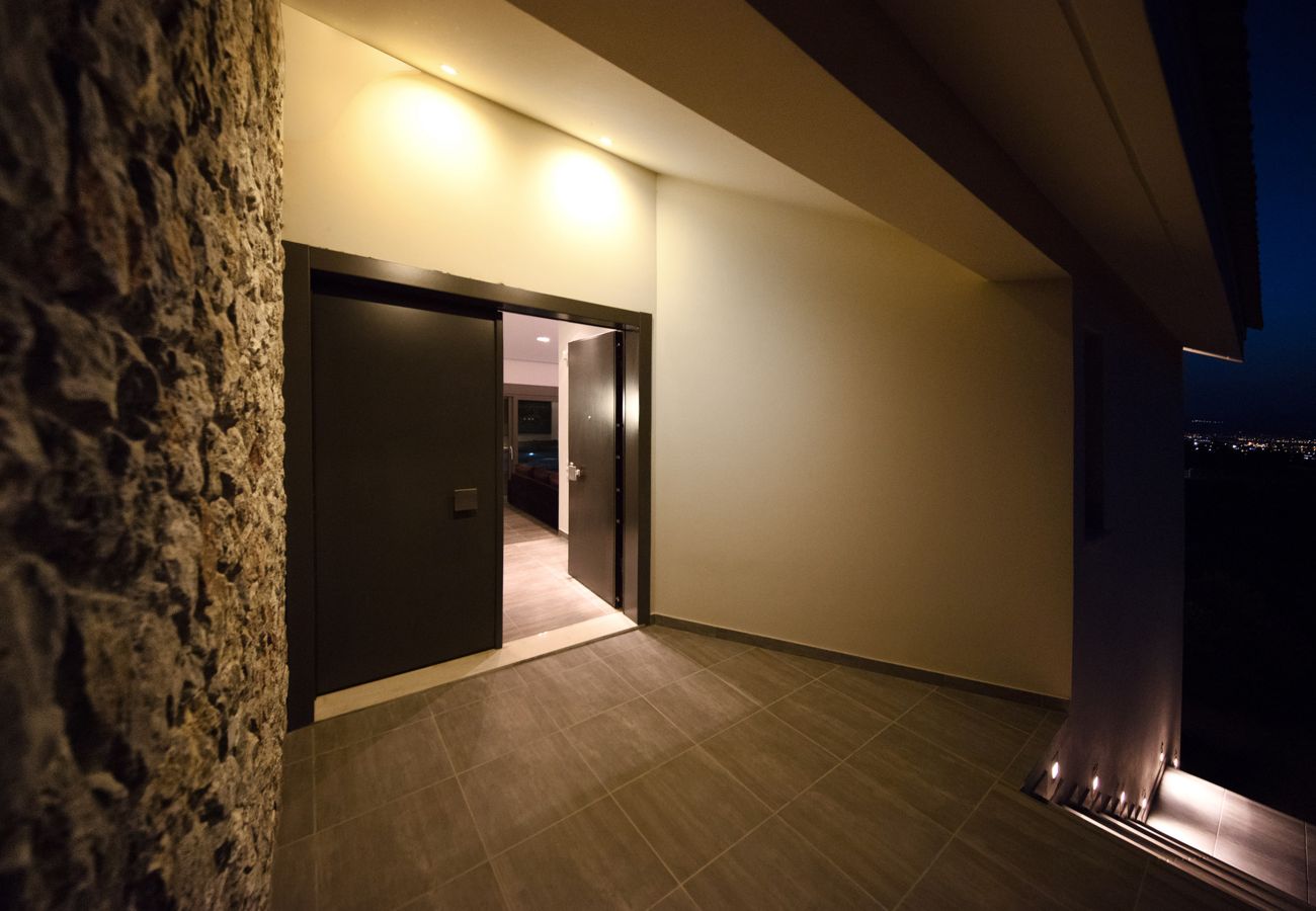 Villa in Loutraki - Tramonto di Olive - Gorgeous pool villa 