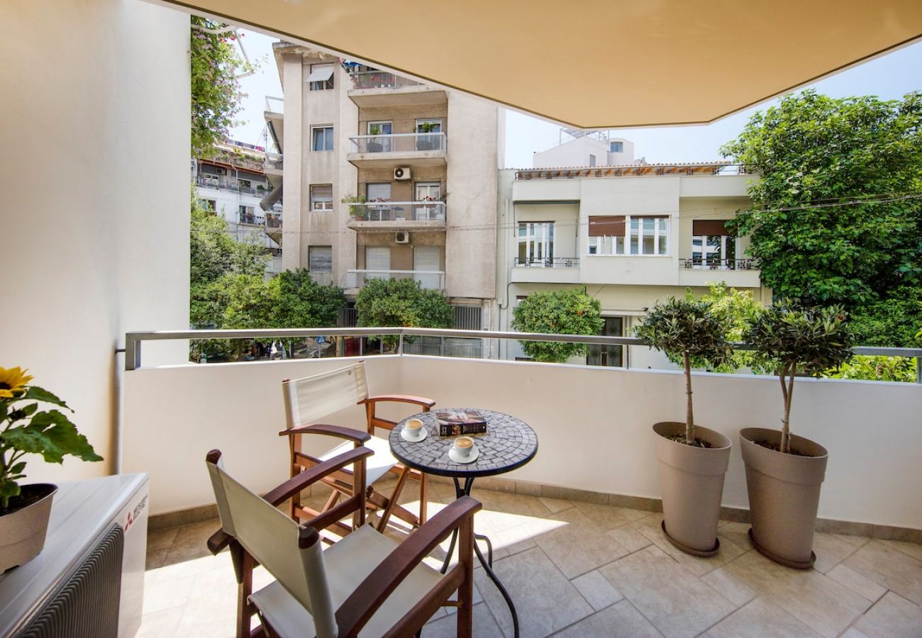 Apartment in Athens - 6 Bdr apt, VDSL, 2 mins from Acropolis museum