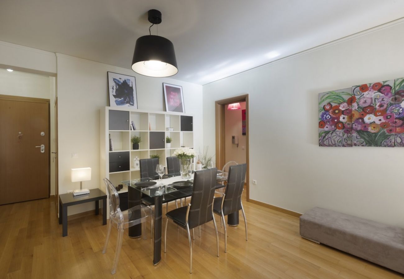 Apartment in Athens - 6 Bdr apt, VDSL, 2 mins from Acropolis museum