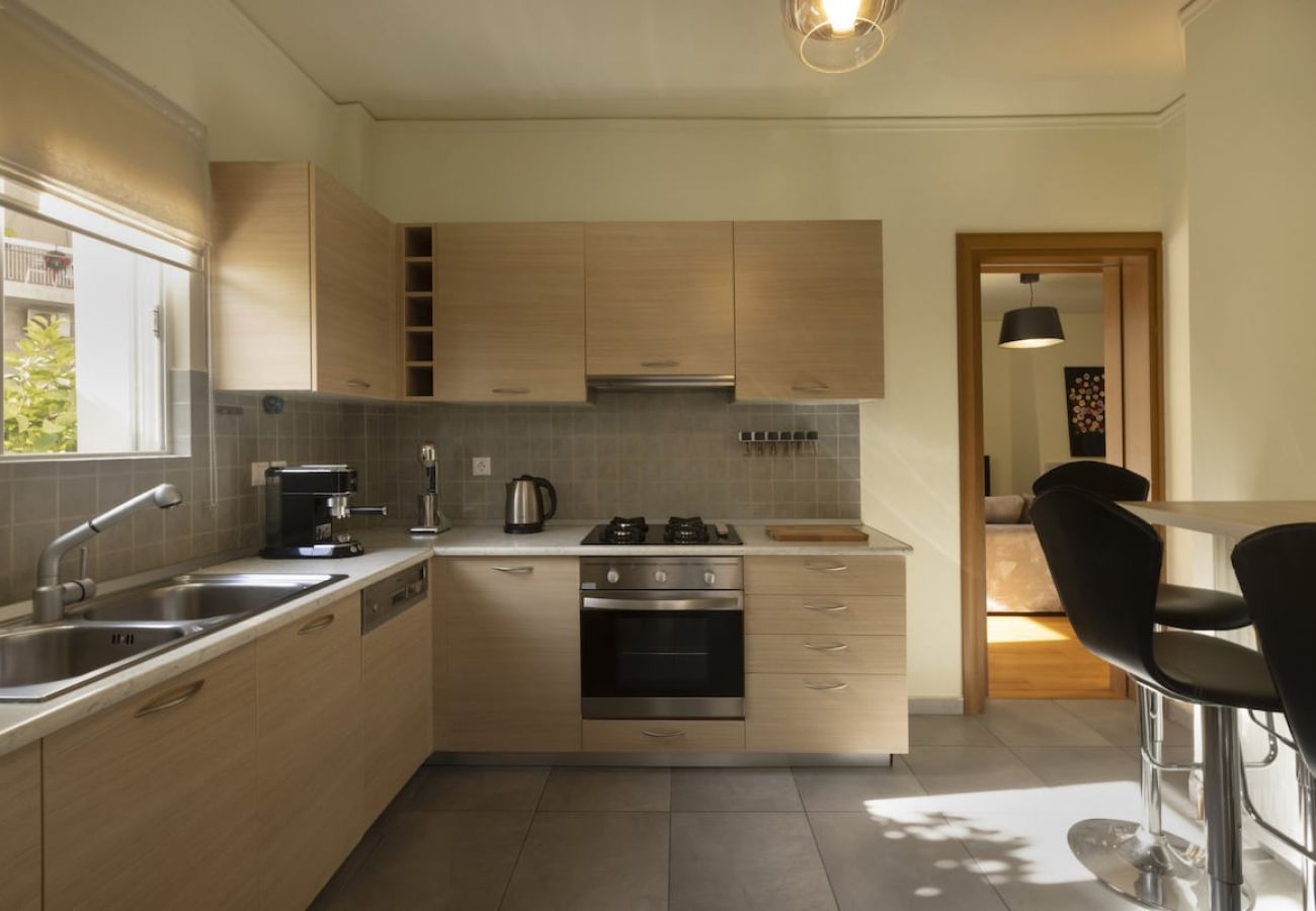Apartment in Athens - 6 Bdr apt, VDSL, 2 mins from Acropolis museum