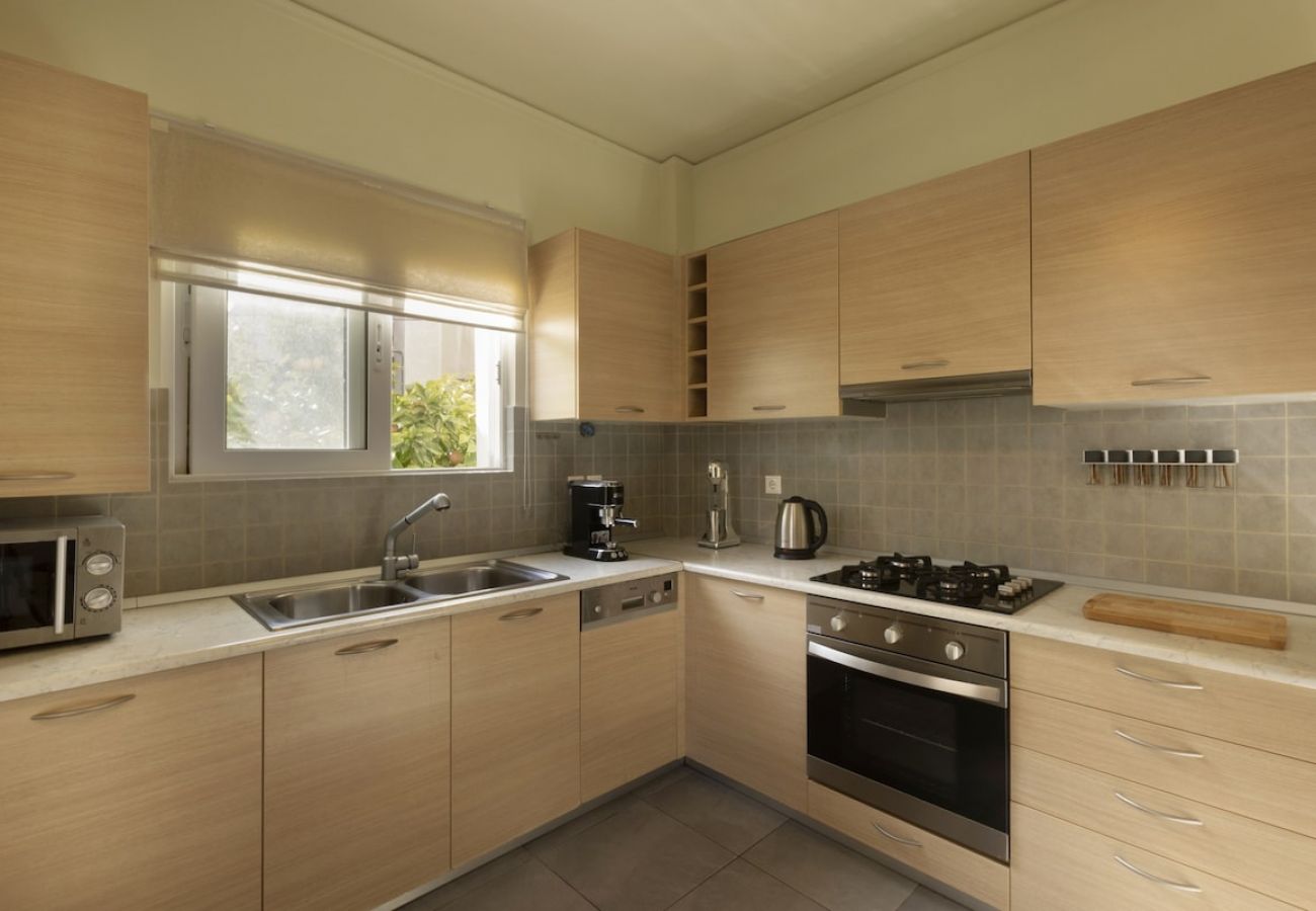 Apartment in Athens - 6 Bdr apt, VDSL, 2 mins from Acropolis museum