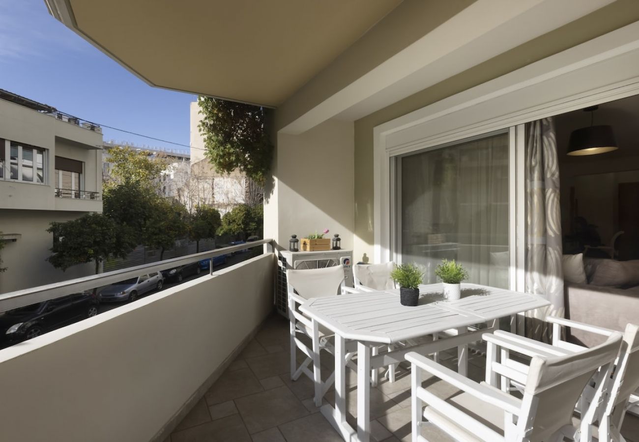 Apartment in Athens - 6 Bdr apt, VDSL, 2 mins from Acropolis museum