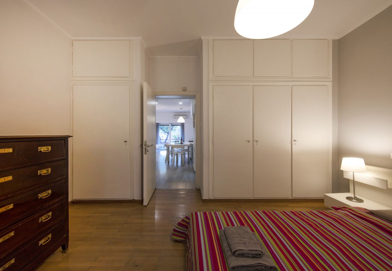 Apartment in Athens - Artistic apartment in the middle of everything 