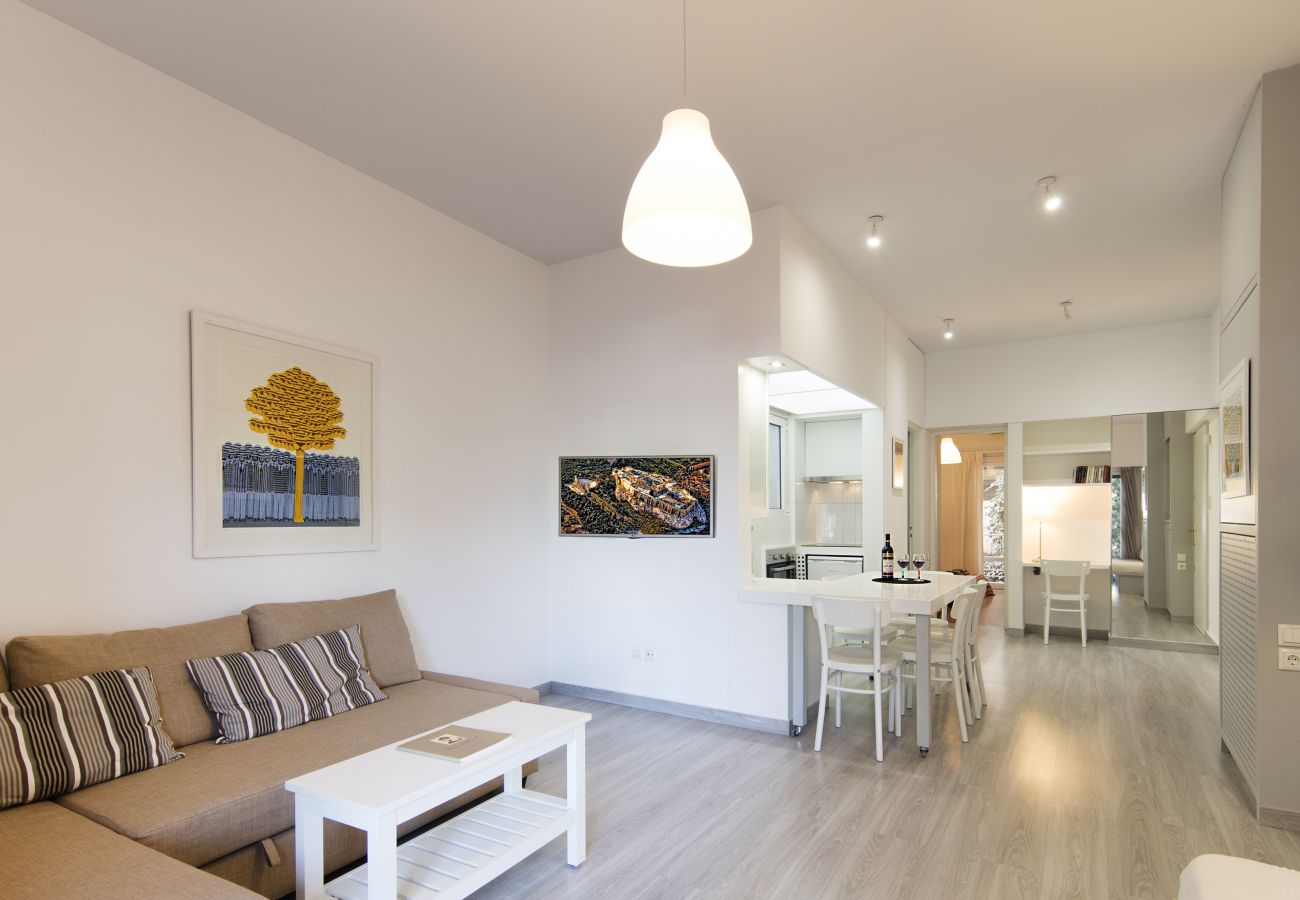 Apartment in Athens - Artistic apartment in the middle of everything 