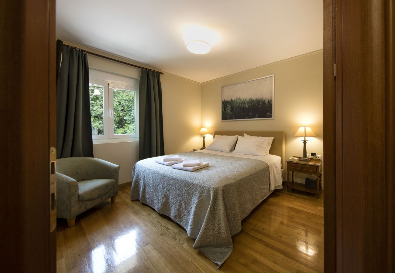 Apartment in Athens - 1 Bdr apt, VDSL, 2 mins from Acropolis museum 