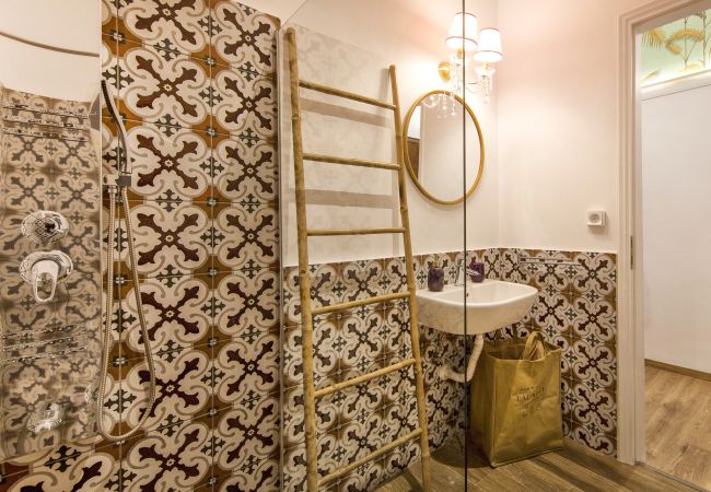 Studio in Athens - Exquisite apartment in the center of Athens  Studio in Athens - Exquisite apartment in the center of Athens