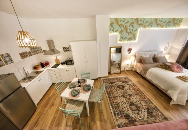 Studio in Athens - Exquisite apartment in the center of Athens  Studio in Athens - Exquisite apartment in the center of Athens