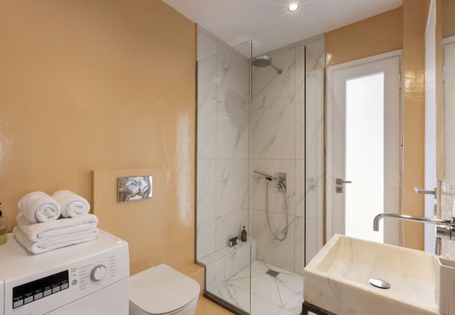 Apartment in Athens - Top Floor Renv 3BDR APT / “Pedion tou Areos”  Apartment in Athens - Top Floor Renv 3BDR APT / “Pedion tou Areos”