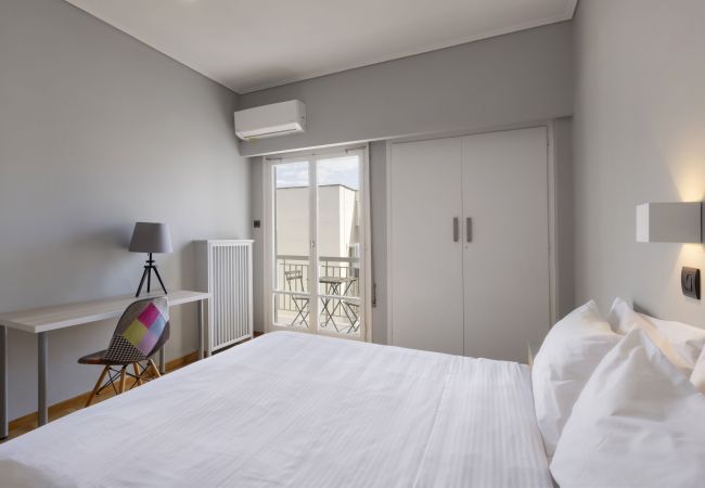 Apartment in Athens - Top Floor Renv 3BDR APT / “Pedion tou Areos”  Apartment in Athens - Top Floor Renv 3BDR APT / “Pedion tou Areos”