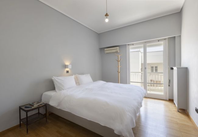 Apartment in Athens - Top Floor Renv 3BDR APT / “Pedion tou Areos”  Apartment in Athens - Top Floor Renv 3BDR APT / “Pedion tou Areos”