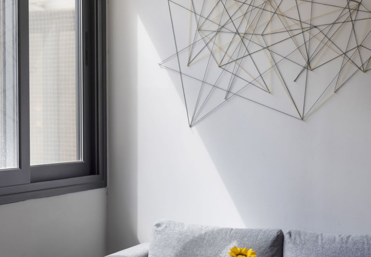 Apartment in Athens - Top Floor Renv 3BDR APT / “Pedion tou Areos” 