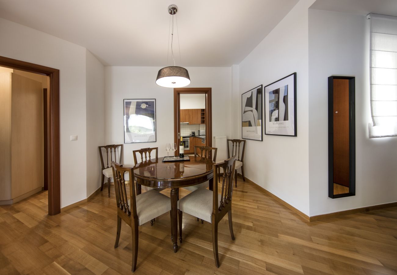 Apartment in Athens - 2 Bdr apt, VDSL,  2 mins from Acropolis museum 