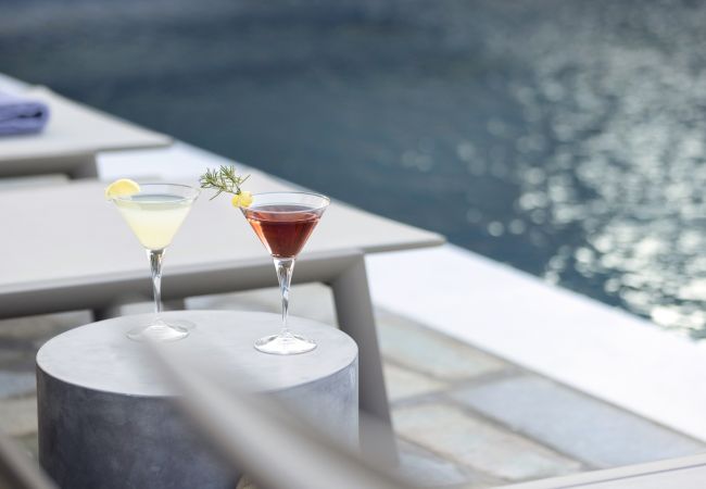 Villa in Ampelas - Stunning Beachfront 3BR Villa that has it ALL!  Villa in Ampelas - Stunning Beachfront 3BR Villa that has it ALL!